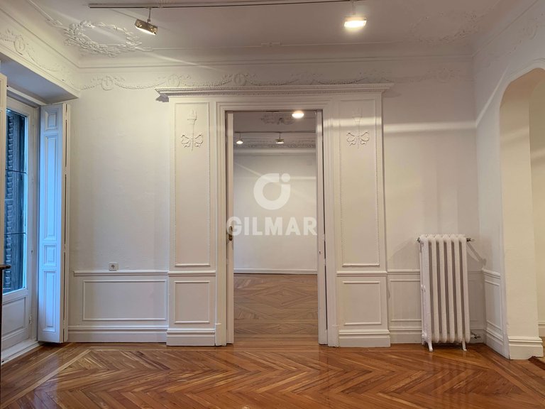 Commercial for Rent in Madrid, Madrid 2