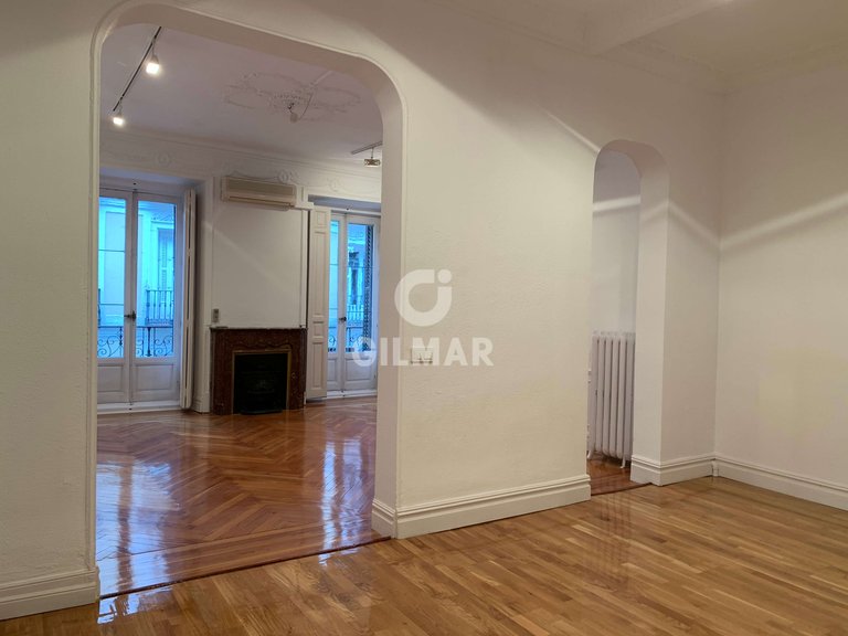 Commercial for Rent in Madrid, Madrid 6