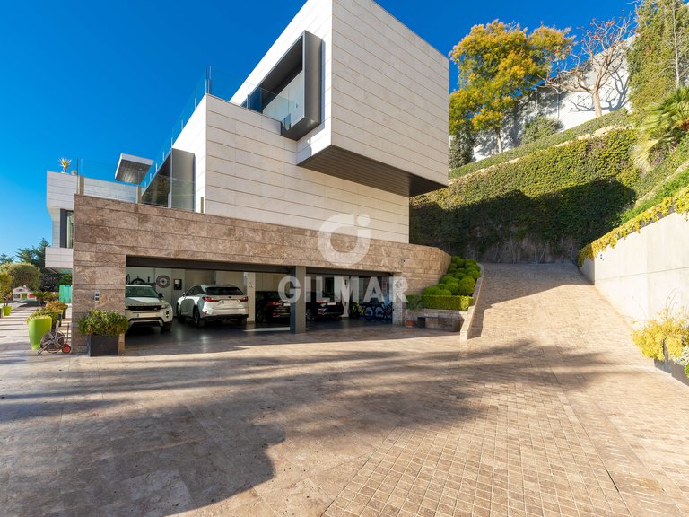 Villa for Sale in MÁlaga, Malaga 4