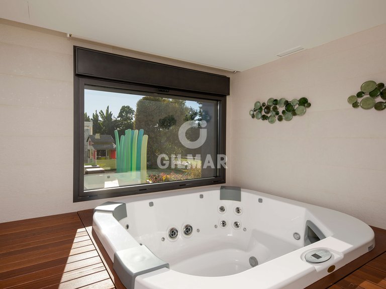 Villa for Sale in MÁlaga, Malaga 20