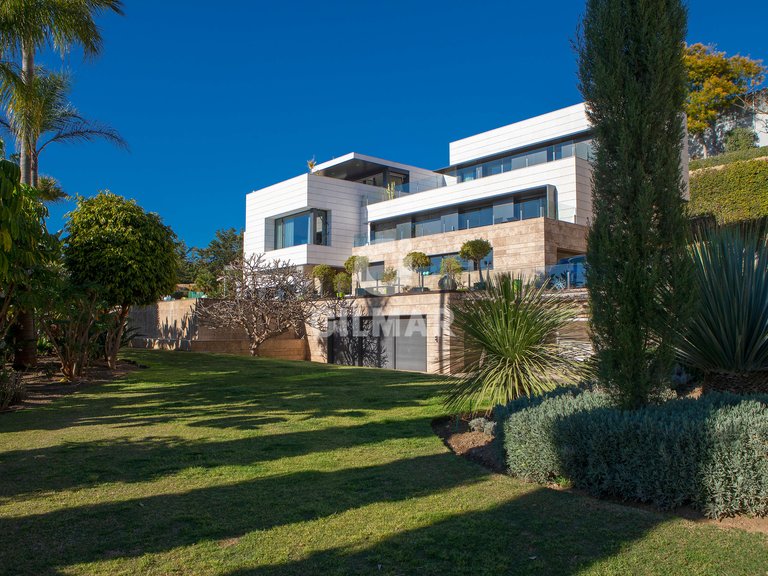 Villa for Sale in MÁlaga, Malaga 3