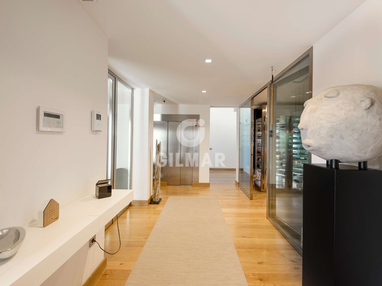 Villa for Sale in MÁlaga, Malaga 27