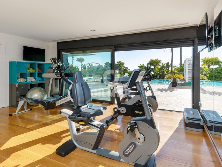Villa for Sale in MÁlaga, Malaga 17