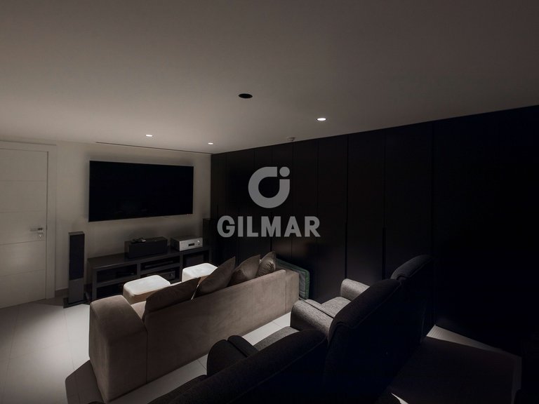 Villa for Sale in MÁlaga, Malaga 36