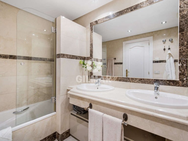 Apartment for Rent in Marbella, Malaga 13