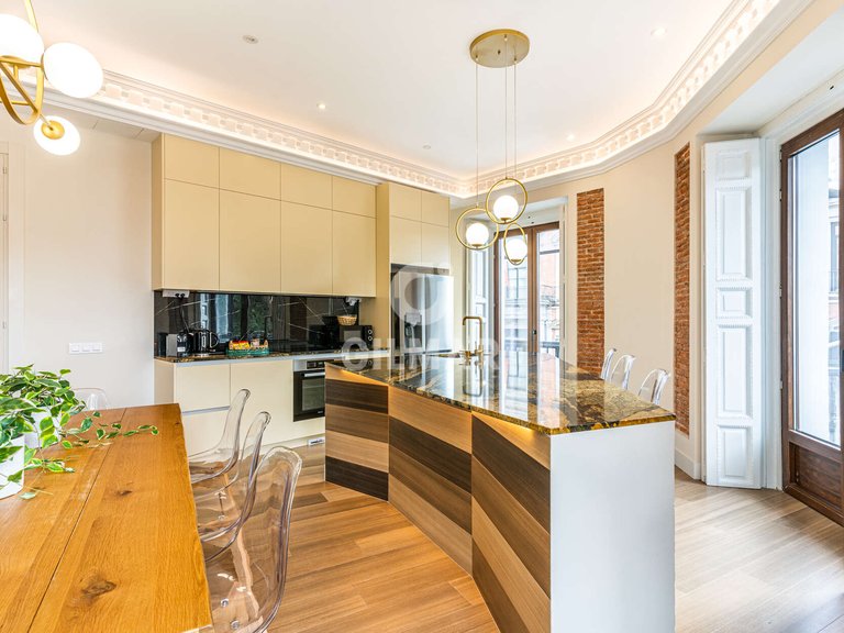 Apartment for Sale in Madrid, Madrid 8