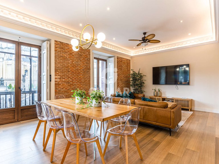 Apartment for Sale in Madrid, Madrid 2