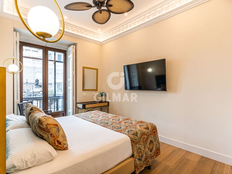 Apartment for Sale in Madrid, Madrid 18
