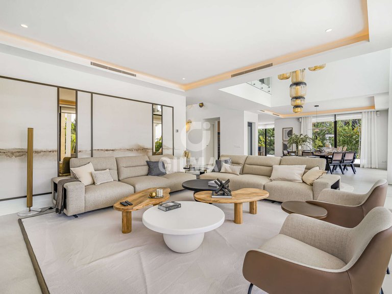 Villa for Sale in Marbella, Malaga 11