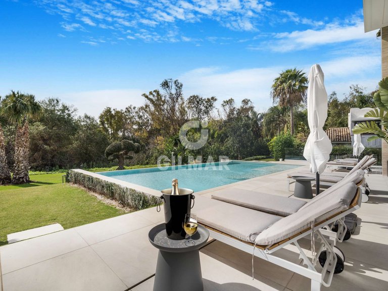 Villa for Sale in Marbella, Malaga 18