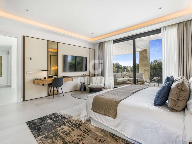 Villa for Sale in Marbella, Malaga 24
