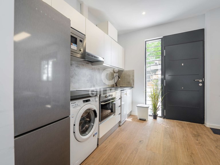 Apartment for Sale in Madrid, Madrid 3