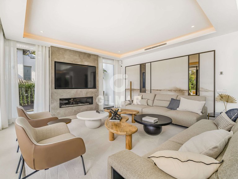 Villa for Sale in Marbella, Malaga 9