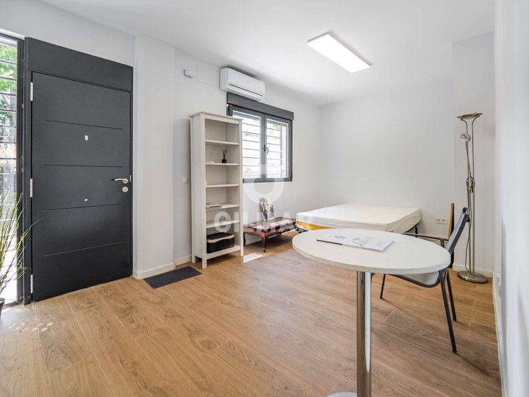 Apartment for Sale in Madrid, Madrid 11