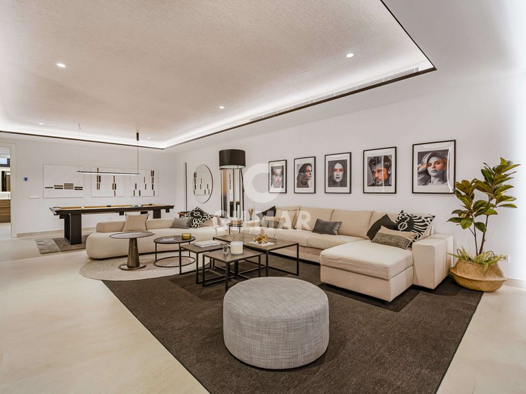 Villa for Sale in Marbella, Malaga 44
