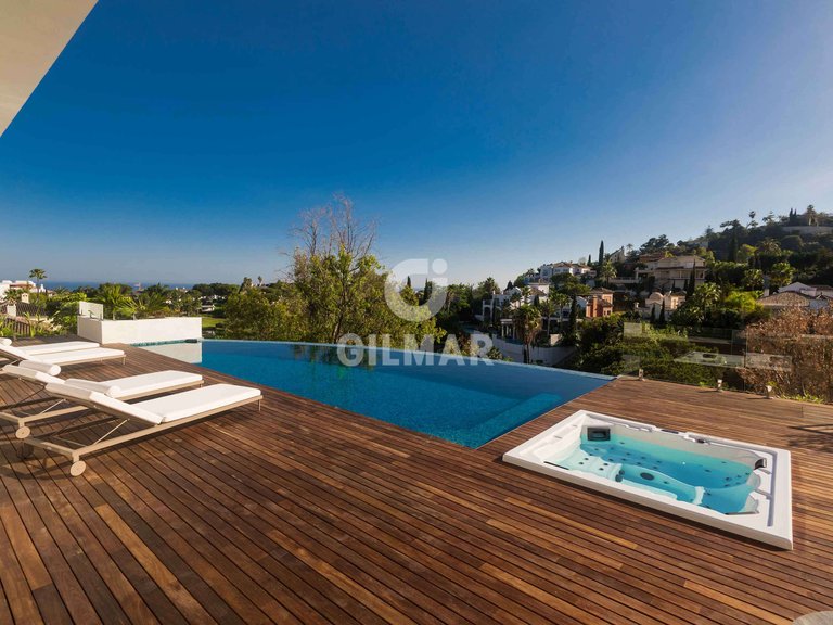 Villa for Sale in BenahavÍs, Malaga 20