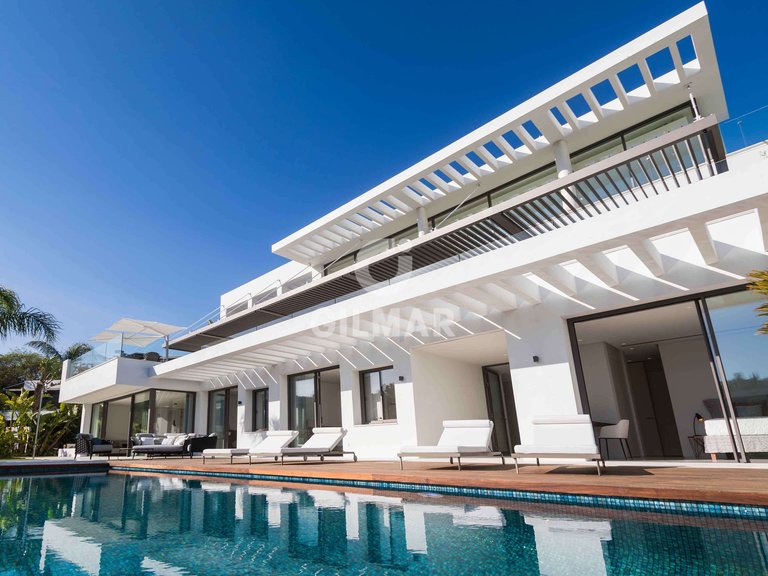 Villa for Sale in BenahavÍs, Malaga 22