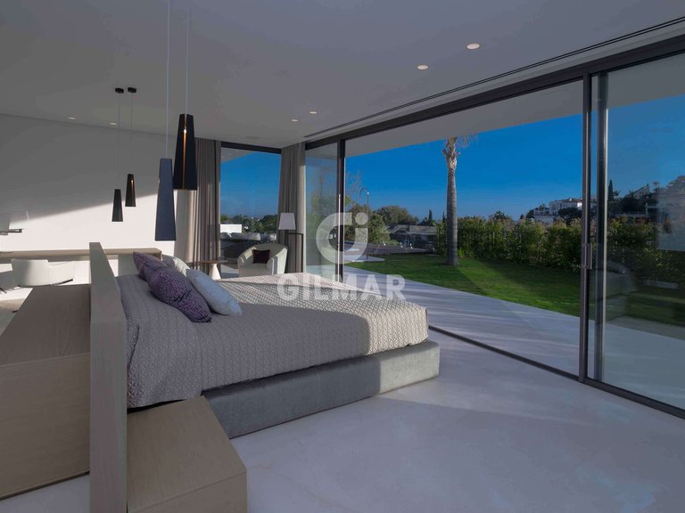 Villa for Sale in BenahavÍs, Malaga 34