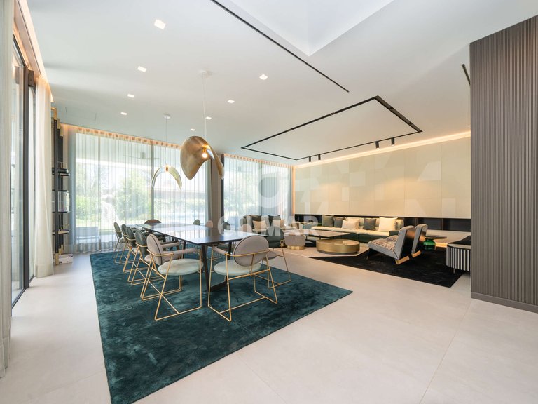 Villa for Sale in Madrid, Madrid 3