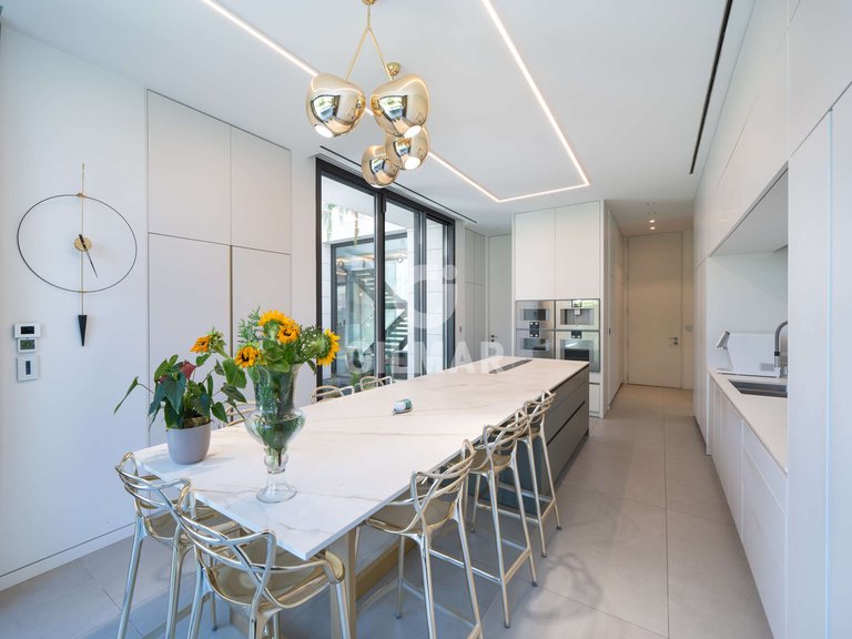 Villa for Sale in Madrid, Madrid 12
