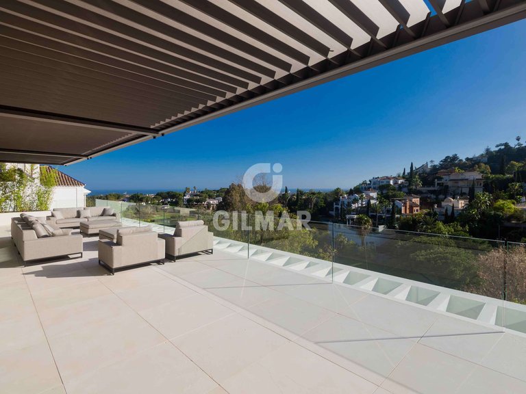 Villa for Sale in BenahavÍs, Malaga 35