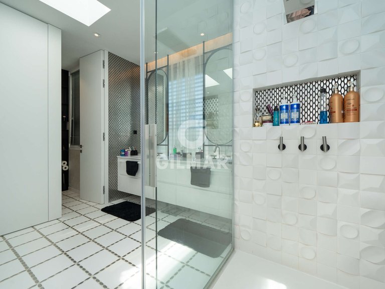 Villa for Sale in Madrid, Madrid 22