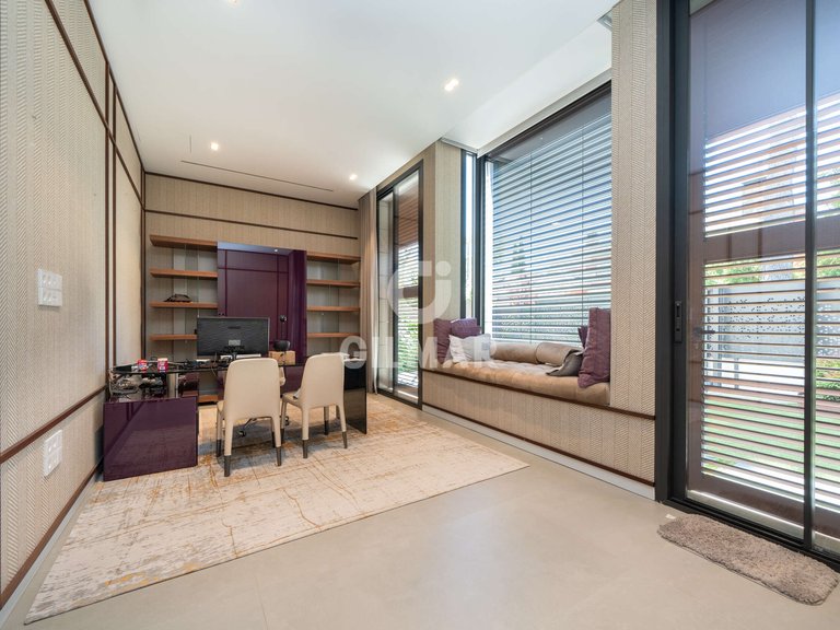 Villa for Sale in Madrid, Madrid 14
