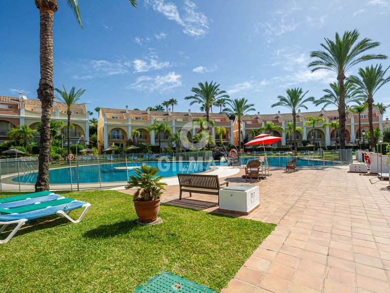 Town House for Sale in Marbella, Malaga 28