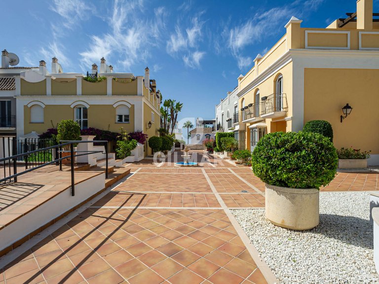 Town House for Sale in Marbella, Malaga 33