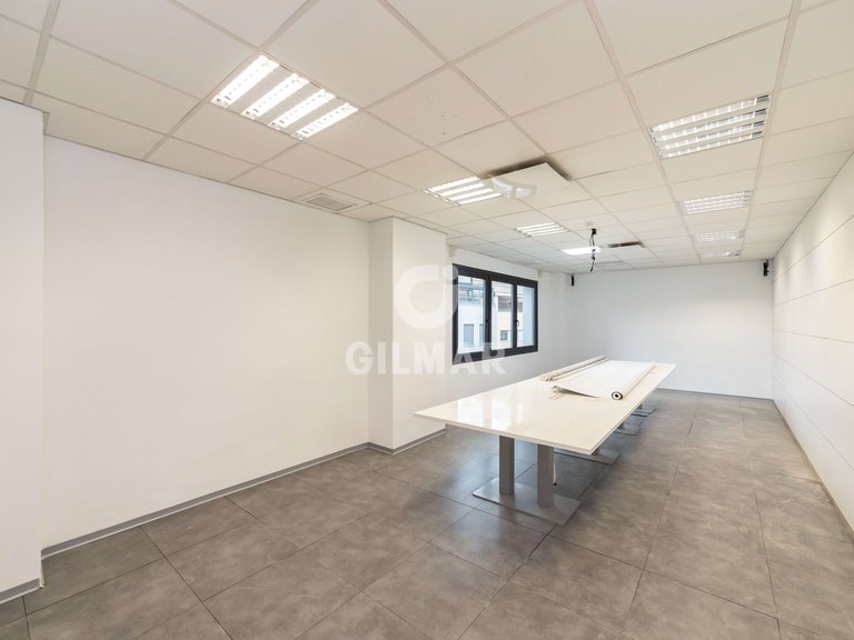 Commercial for Rent in Madrid, Madrid 25
