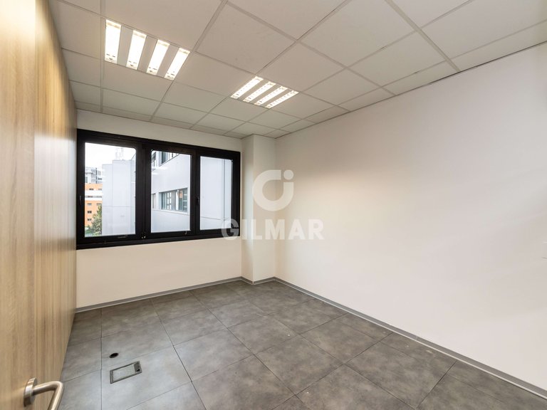 Commercial for Rent in Madrid, Madrid 22