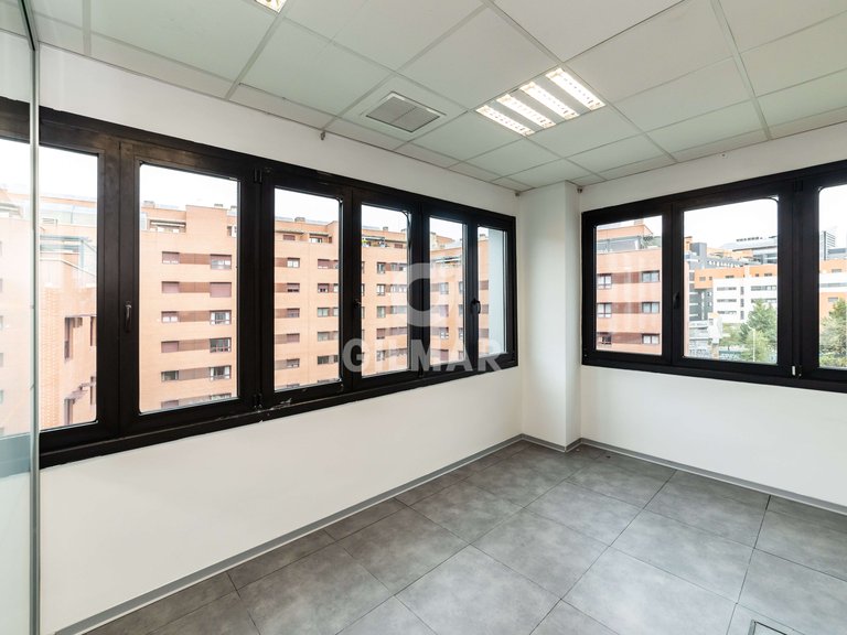 Commercial for Rent in Madrid, Madrid 24