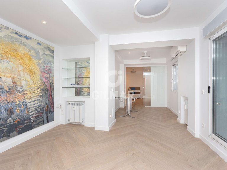 Apartment for Sale in Madrid, Madrid 11