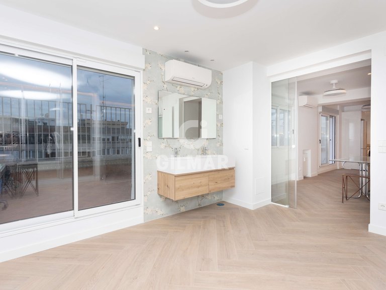 Apartment for Sale in Madrid, Madrid 24