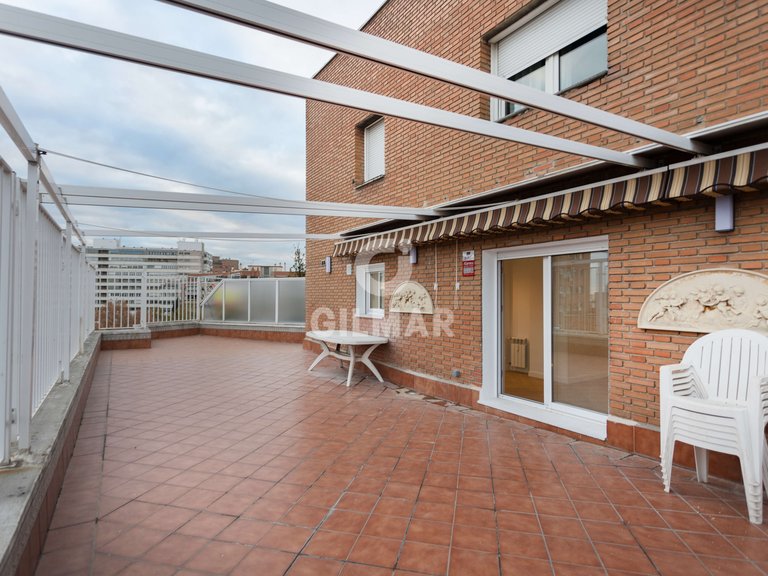 Apartment for Sale in Madrid, Madrid 2