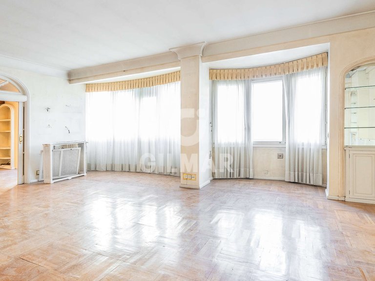 Apartment for Sale in Madrid, Madrid 5