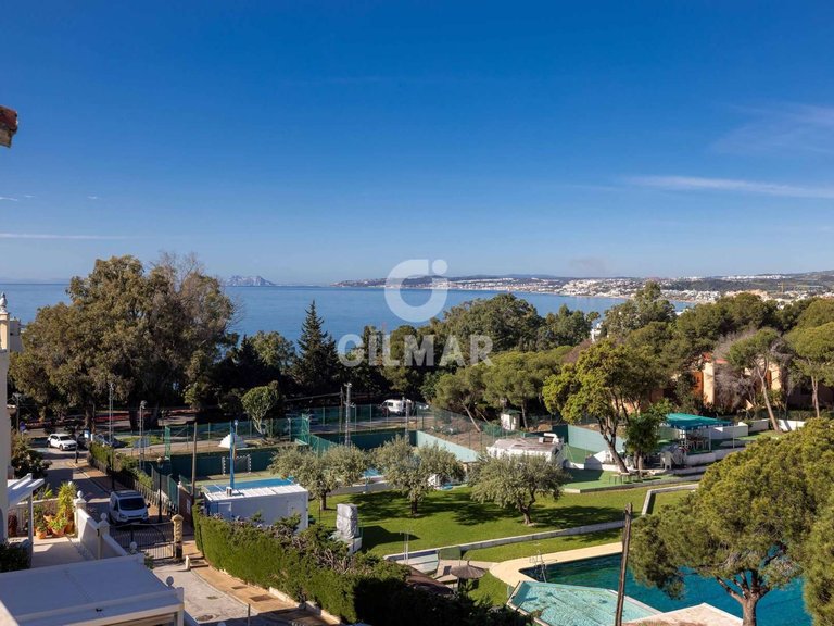 Town House for Sale in Estepona, Malaga 2
