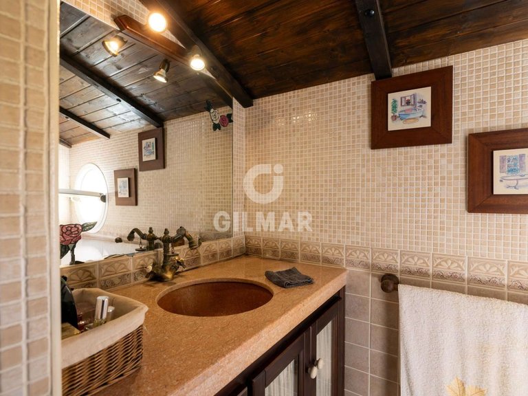 Town House for Sale in Estepona, Malaga 26
