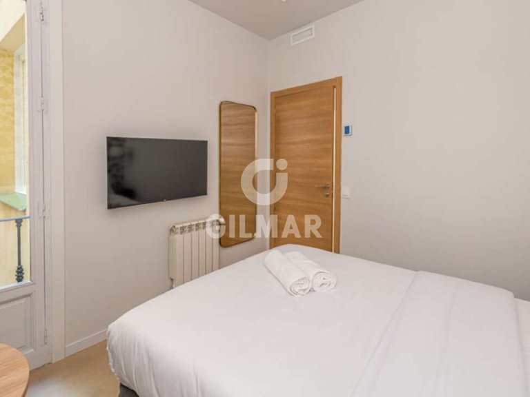 Apartment for Sale in Madrid, Madrid 18