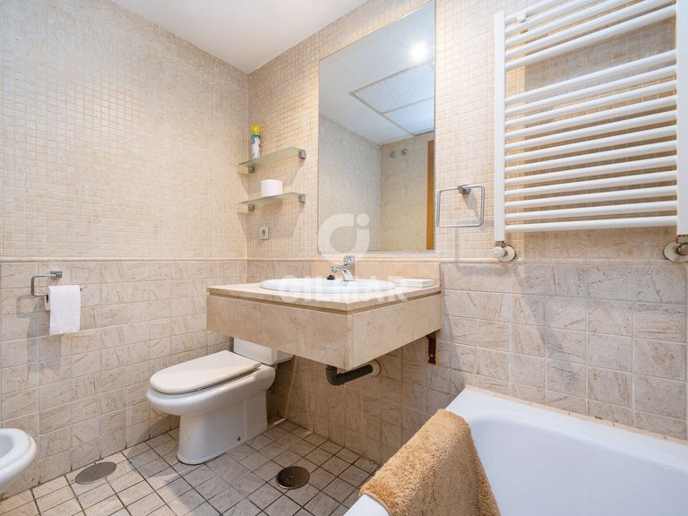 Apartment for Sale in Madrid, Madrid 20