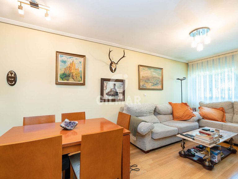 Apartment for Sale in Madrid, Madrid 12
