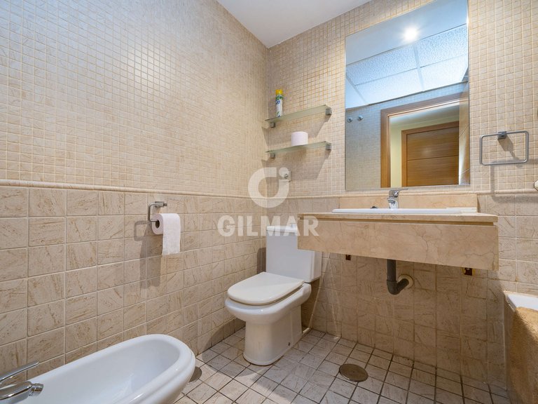 Apartment for Sale in Madrid, Madrid 18