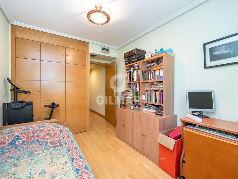Apartment for Sale in Madrid, Madrid 23