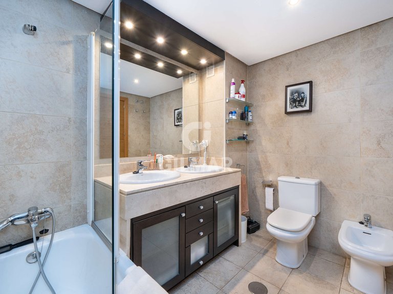 Apartment for Sale in Madrid, Madrid 28