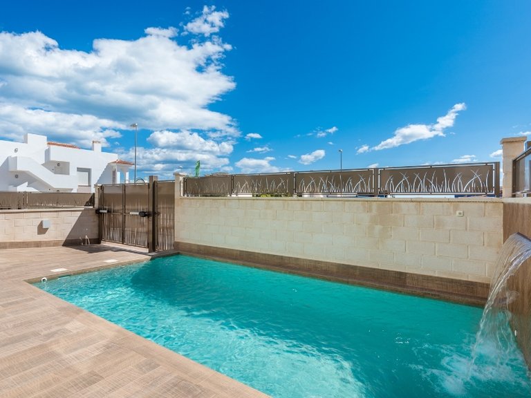 Villa for Sale in La Herrada, Los Montesinos, Alicante 25