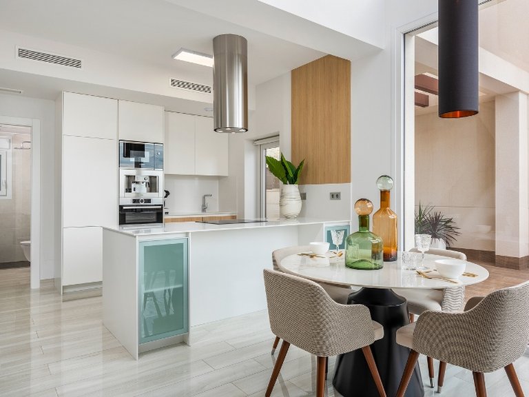 Villa for Sale in La Herrada, Los Montesinos, Alicante 7