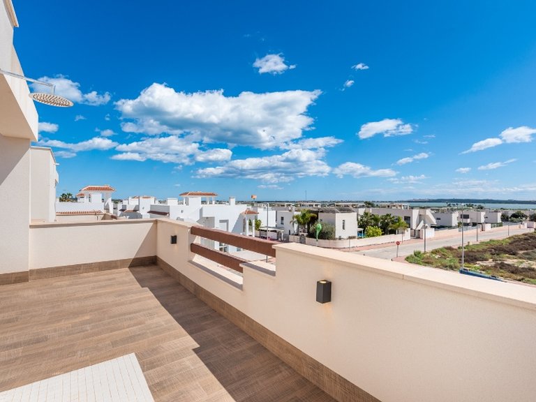 Villa for Sale in La Herrada, Los Montesinos, Alicante 28