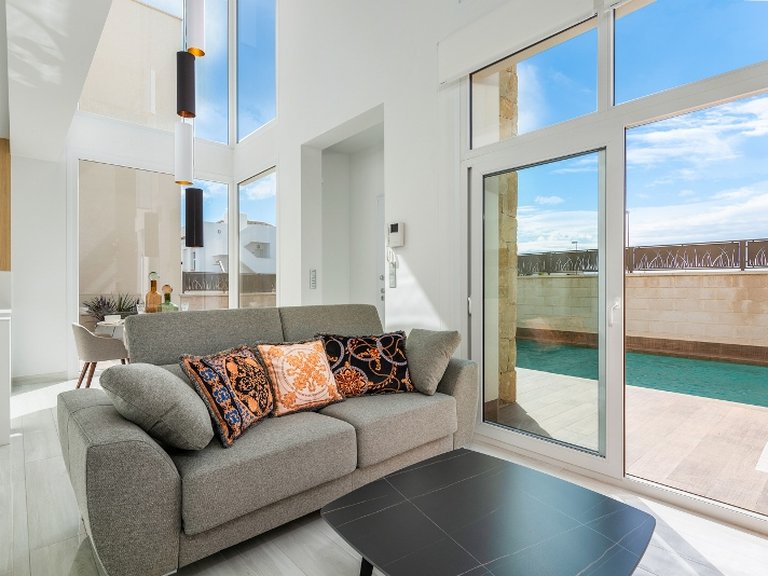 Villa for Sale in La Herrada, Los Montesinos, Alicante 6