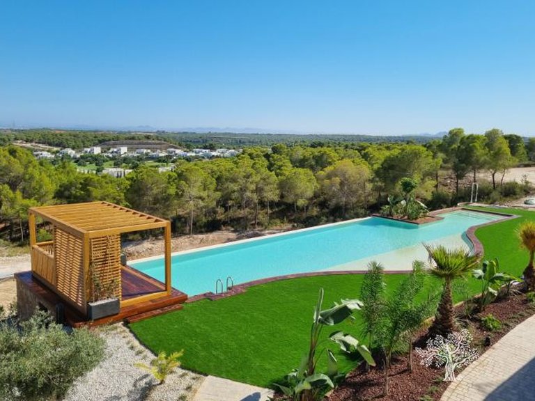 Apartment for Sale in Las Colinas Golf Resort, Alicante 4