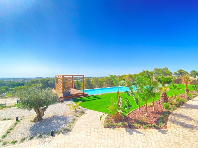 Apartment for Sale in Las Colinas Golf Resort, Alicante 5